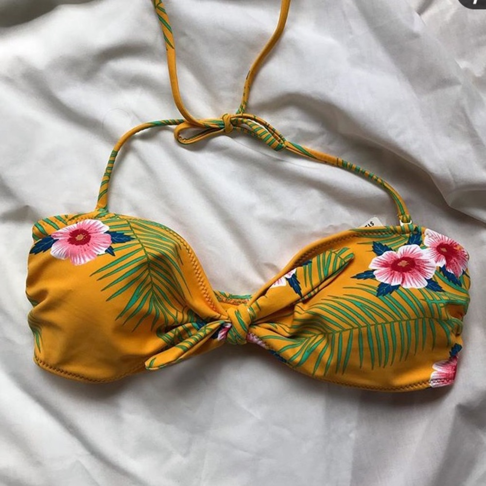 TROPICAL BIKINI TOP 🌺